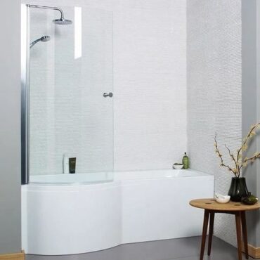 Prestige 1500 P-Shaped Bath with Screen & Front Panel