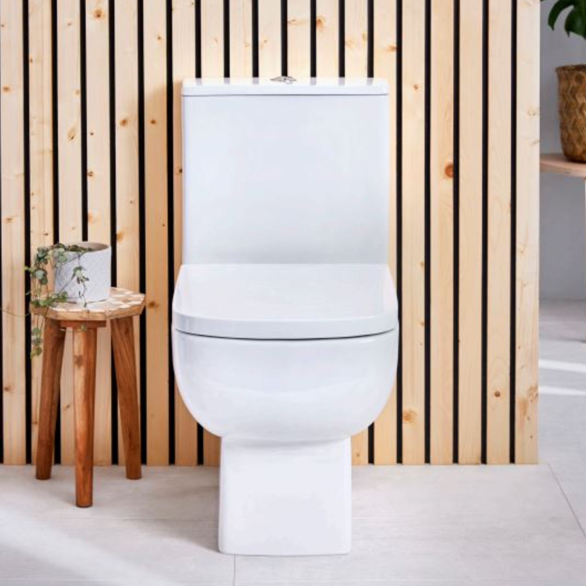 Scudo Choices 550mm Closed Back Toilet – Rimless & Short Projection - Image 2